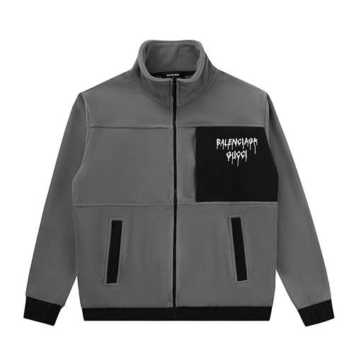 コラボの限定商品 GUCCI  x BALENCIAGA服偽物,胸の前の大きなポケット
