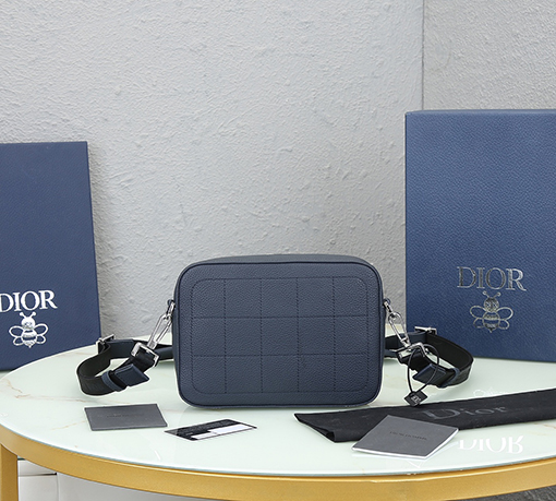 ディオールオムカメラクロスバックスーパーコピー  メンズhommeショルダーバッグ.  1SFPO101YMJ_H15E