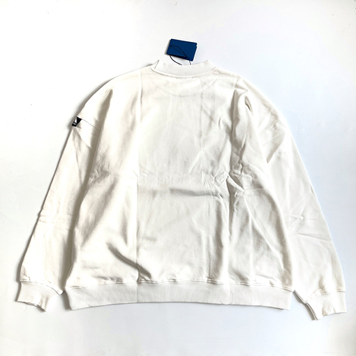 バレンシアガ x アディダス スウェットTシャツ コラボの限定商品 オーバーサイズ
