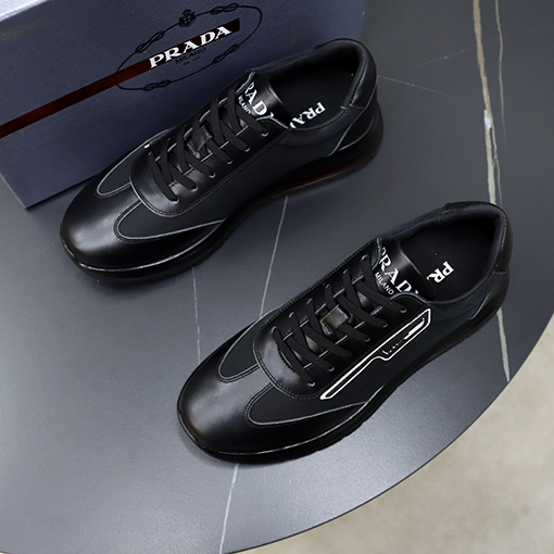 プラダスーパーコピー メンズスニーカー prada白色ロゴ45サイズオーダーメイド