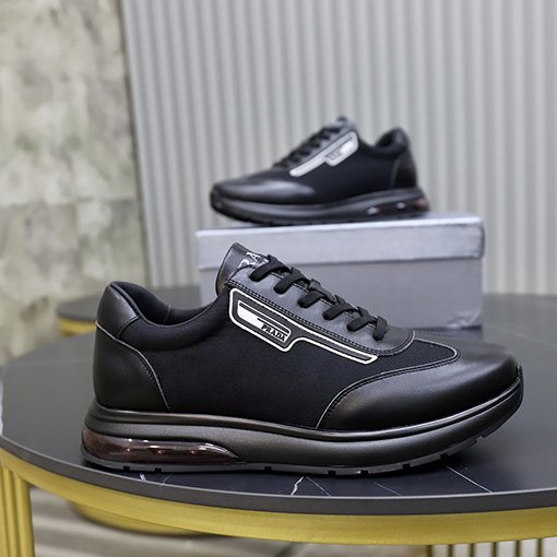 プラダスーパーコピー メンズスニーカー prada白色ロゴ45サイズオーダーメイド