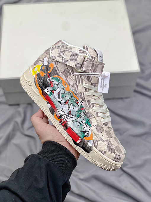 ルイヴィトンシューズ コピー LVモノグラム   LV x Nike Air Force1スーパーコピー