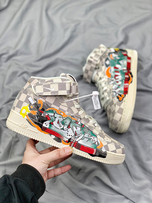 ルイヴィトンシューズ コピー LVモノグラム   LV x Nike Air Force1スーパーコピー