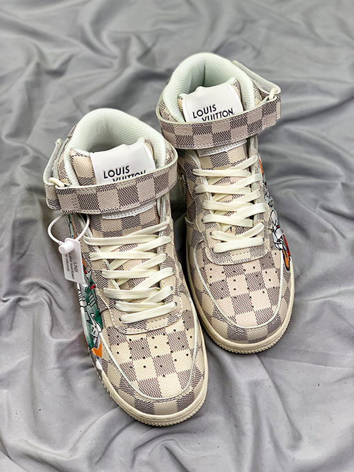 ルイヴィトンシューズ コピー LVモノグラム   LV x Nike Air Force1スーパーコピー