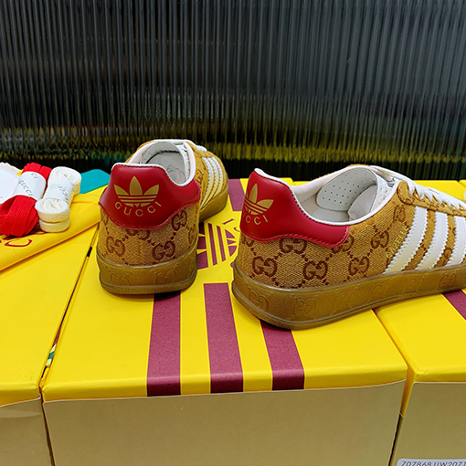 復古系 アディダス×グッチコラボレーション ガゼルスニーカースーパーコピー   Gazelle　10カラー