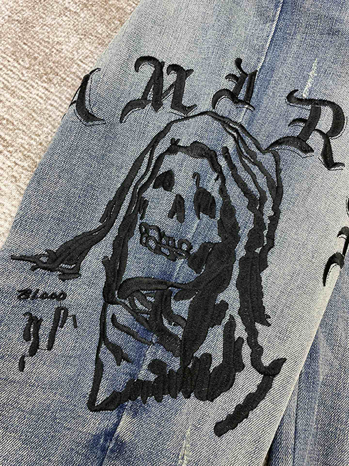 アミリデニムパンツ サンスクリットプロフィール刺繍