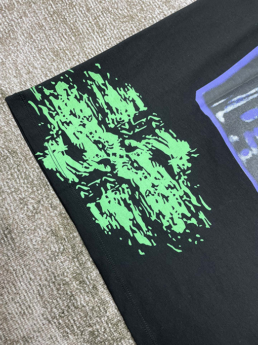 アミリ 服スーパーコピー半袖 Tシャツ ヴァンパイアグラフィティ半袖