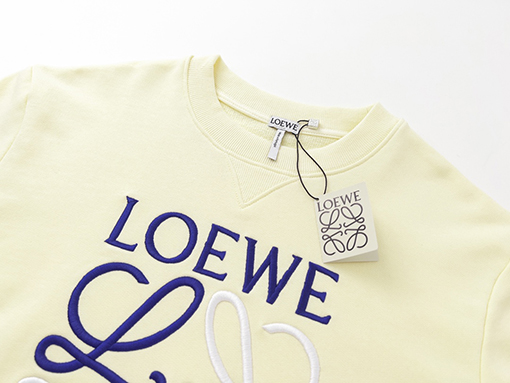 人気再燃!!　 ロエベ22FWクラシックビッグロゴ刺繍ラウンドマンツーマンTシャツ