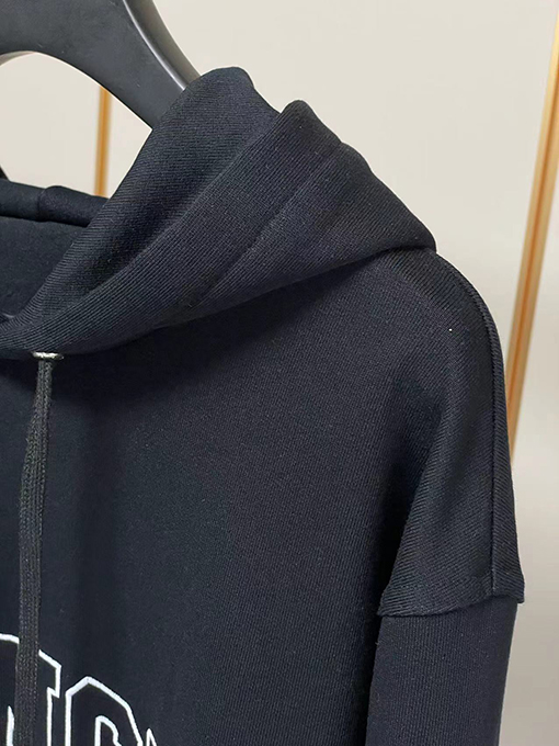 入荷!! ジバンシイ服スーパーコピー GIVENCHY刺繍ロゴ フード パーカー