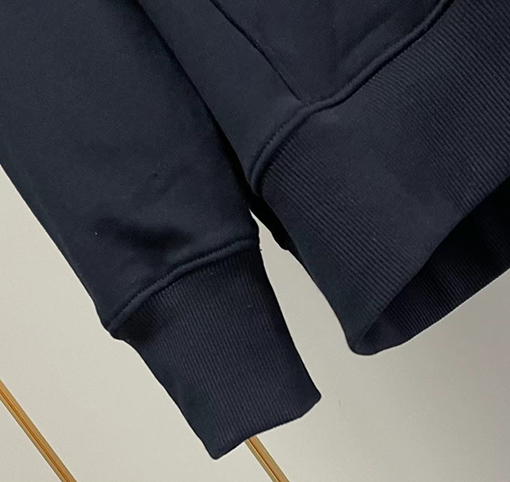 入荷!! ジバンシイ服スーパーコピー GIVENCHY刺繍ロゴ フード パーカー