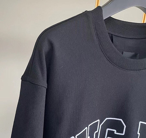 22ss新商品!! ジバンシイ服スーパーコピースウェットTシャツ GIVENCHY立体刺繍ロゴのラウンド