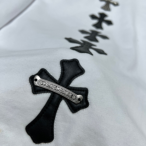 人気  クロムハーツ服コピー   スウェットTシャツ  後ろ十字架刺繍ポイント