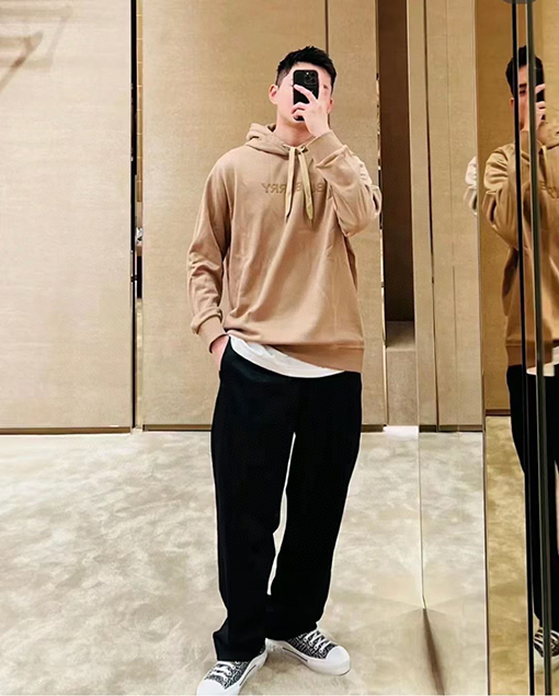 バーバリー服コピー フードパーカーアイテム BURBERRYロゴ