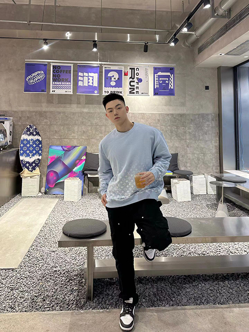 極美品 ルイヴィトン服コピースウェット長袖 Tシャツ トップス
