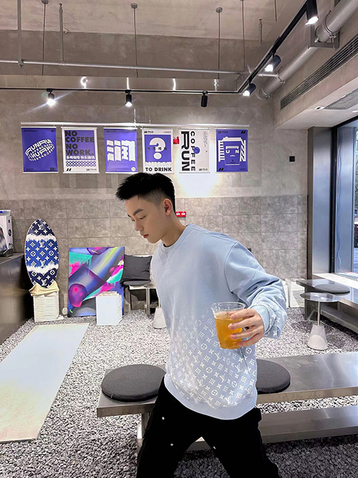 極美品 ルイヴィトン服コピースウェット長袖 Tシャツ トップス