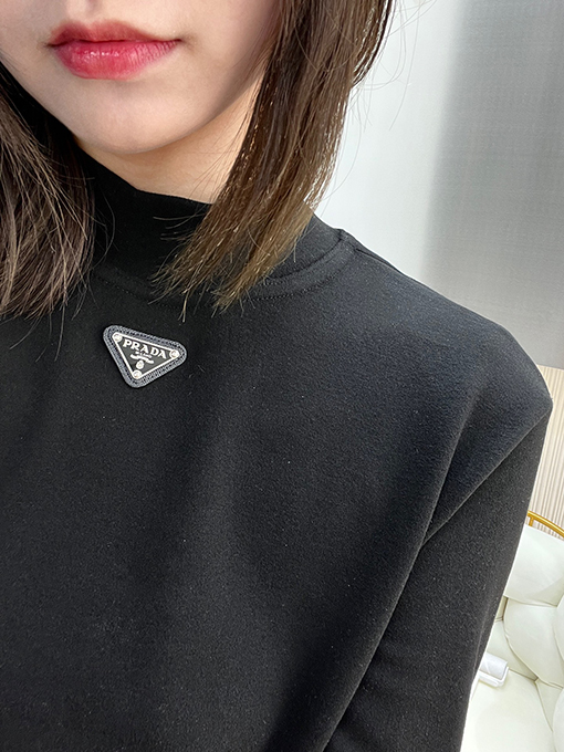 プラダ服コピー ス長袖 Tシャツの通販
