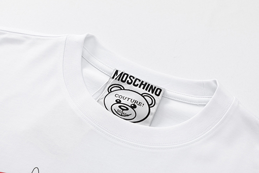 23新品!!モスキーノスーパーコピー 半袖 Tシャツの通販