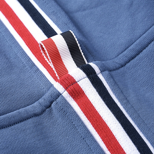 トムブラウン服スーパーコピフード パーカー後ろテープポイント