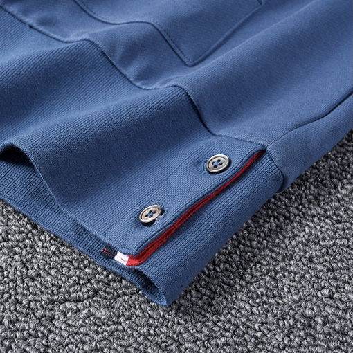トムブラウン服スーパーコピフード パーカー後ろテープポイント