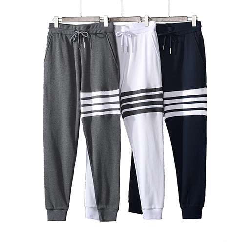トムブラウンコピースウェットパンツ セットできれい