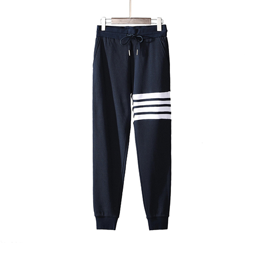 トムブラウンコピースウェットパンツ セットできれい