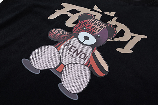 フェンディーコピープリント半袖Tシャツクマのレタリングロゴ