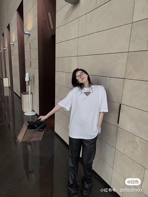 23新品!!プラダコピー半袖Tシャツメン 2色