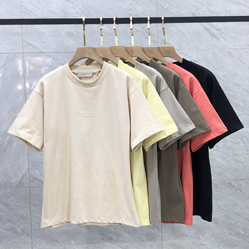 フィアオブゴッド半袖TシャツスーパーコピーFOG ESSENTIALS シーズン8 植毛レタリングスモールロゴ