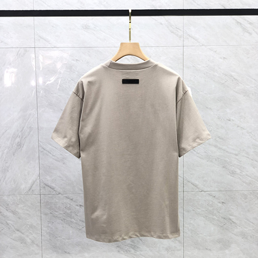 フィアオブゴッド半袖TシャツスーパーコピーFOG ESSENTIALS シーズン8 植毛レタリングスモールロゴ