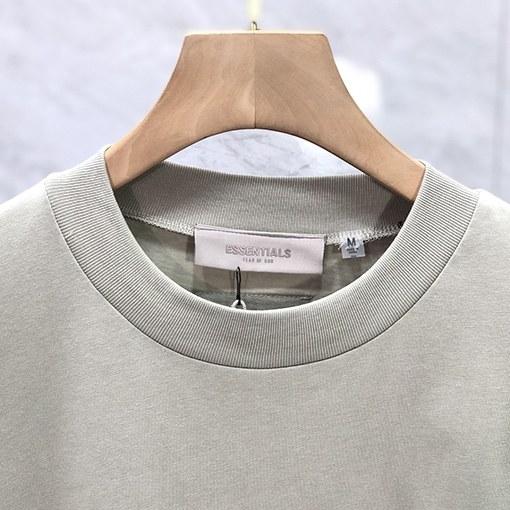 フィアオブゴッド半袖TシャツコピーFOG ESSENTIALS シーズン8 ラージEフリースレタリング