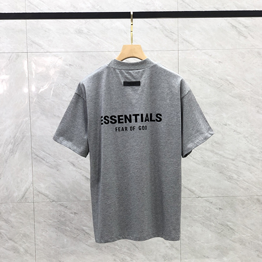 フィアオブゴッド半袖TシャツコピーFOG ESSENTIALS シーズン8 前後の植毛レタリングロゴ