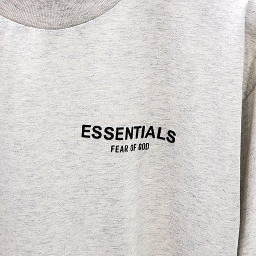 フィアオブゴッド半袖TシャツコピーFOG ESSENTIALS シーズン8 前後の植毛レタリングロゴ