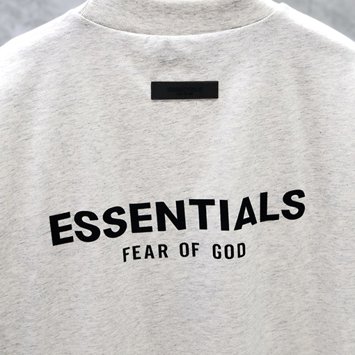 フィアオブゴッド半袖TシャツコピーFOG ESSENTIALS シーズン8 前後の植毛レタリングロゴ
