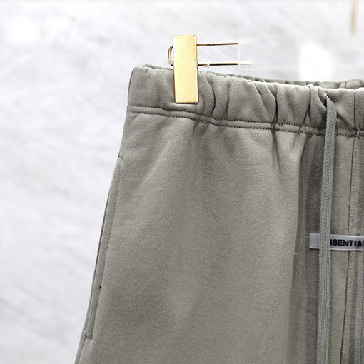 フィアオブゴッドスウェットパンツコピー ESSENTIALS 320gの生地