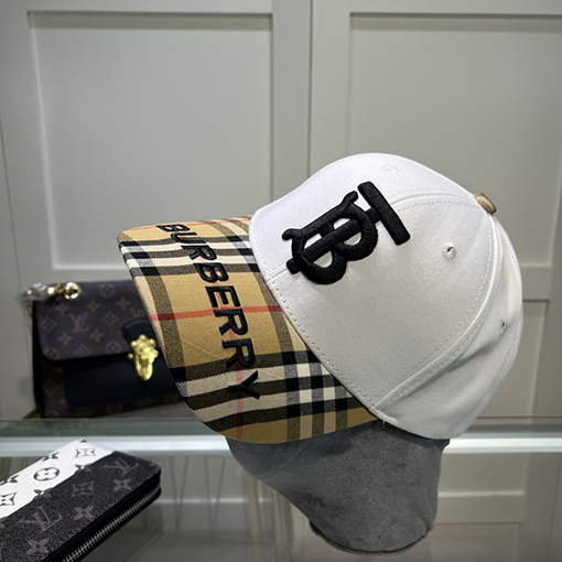 バーバリーCAP  帽子 スーパーコピー  BURBERRY  TBロゴ