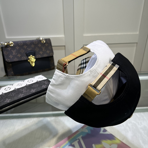 バーバリーCAP  帽子 スーパーコピー  BURBERRY  TBロゴ
