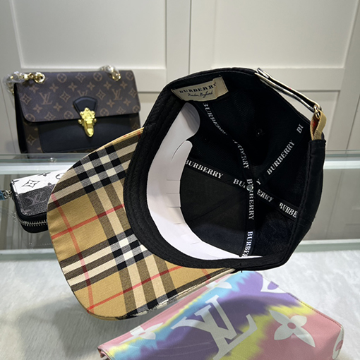 バーバリーCAP  帽子 スーパーコピー  BURBERRY  TBロゴ