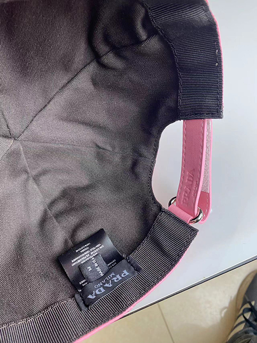 プラダ CAP 帽子 コピー PRADA三角ロゴプレート　４カラー