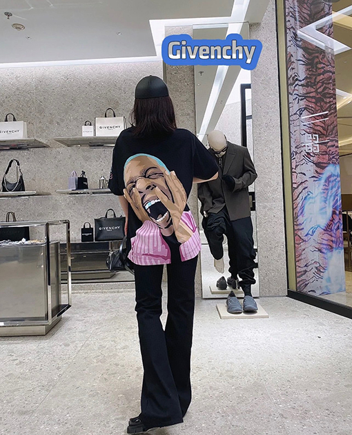 【極美品✨】 GVC x Kid Cudi コラボレーションプリントホットフィックス半袖Tシャツ