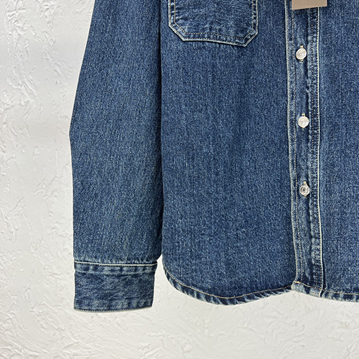 【超美品✨】セリーヌ デニム シャツスーパーコピー celine ロゴポイント