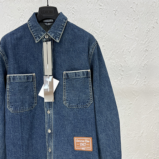【超美品✨】セリーヌ デニム シャツスーパーコピー celine ロゴポイント