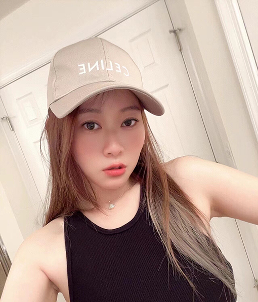 23新品!!セリーヌCAP 帽子スーパーコピー　Celine刺繍ロゴ