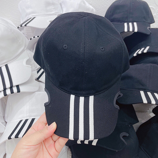 23新品!!バレンシアガ x アディダスコラボ CAP 帽子スーパーコピー