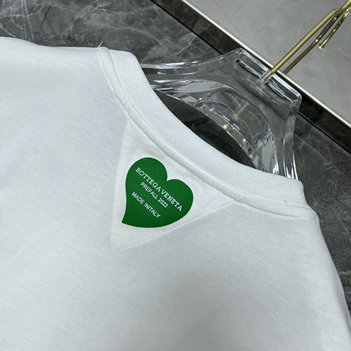 23新品!!ボッテガヴェネタオーバーSIZE 半袖 Tシャツコピー. 全4色