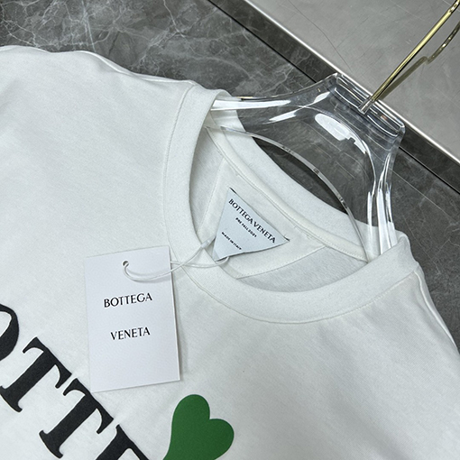 23新品!!ボッテガヴェネタオーバーSIZE 半袖 Tシャツコピー. 全4色