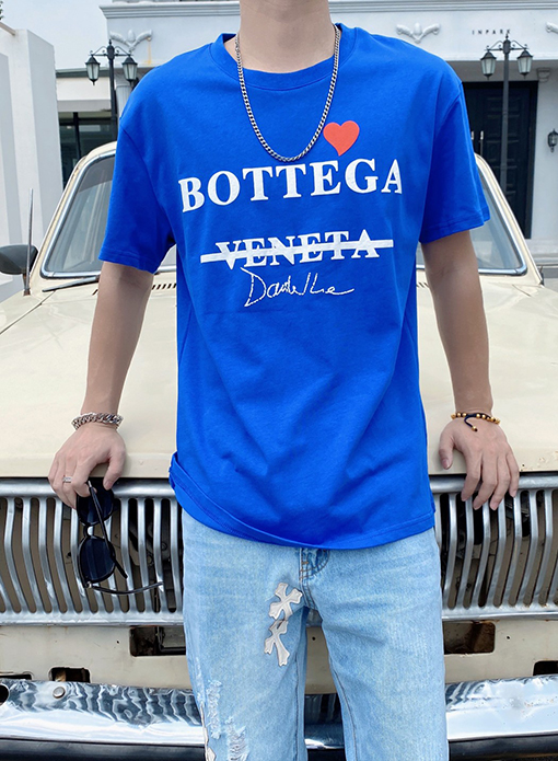 23新品!!ボッテガヴェネタオーバーSIZE 半袖 Tシャツコピー. 全4色
