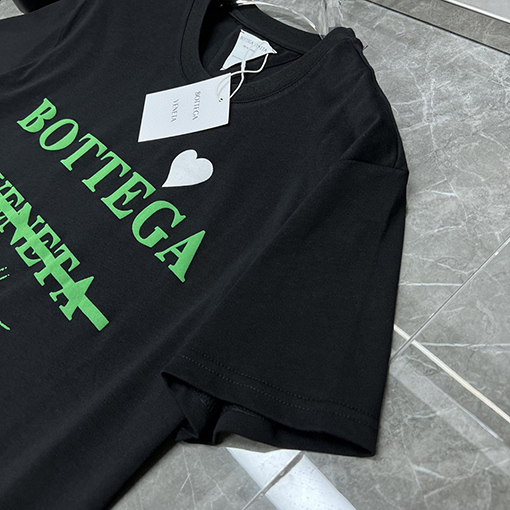 23新品!!ボッテガヴェネタオーバーSIZE 半袖 Tシャツコピー. 全4色