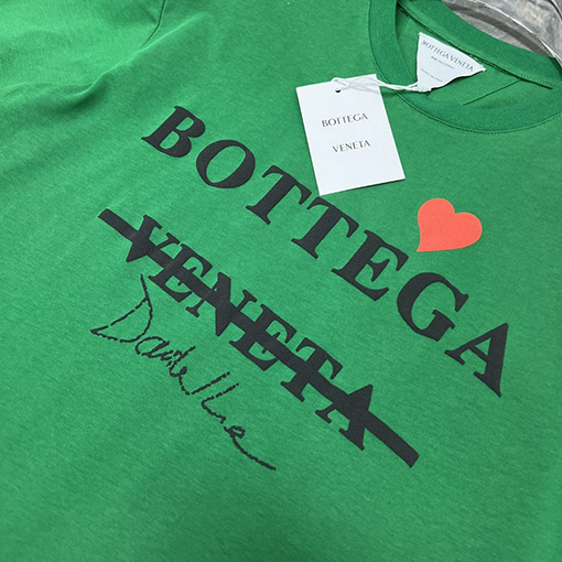 23新品!!ボッテガヴェネタオーバーSIZE 半袖 Tシャツコピー. 全4色