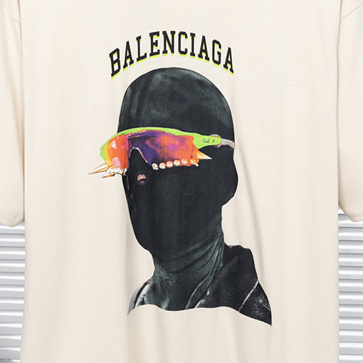 23新品!!バレンシアガ 半袖Tシャツ ★オーバーサイズ