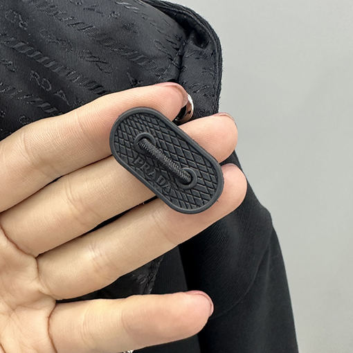23新品!!プラダ パーカーコピー両面   ジップアップ ジャケット アウター